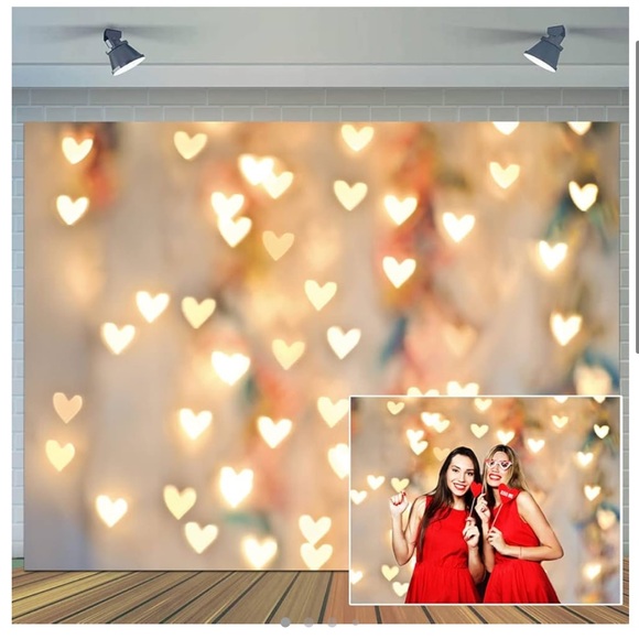 Heart Backdrop - Picture 1 of 3
